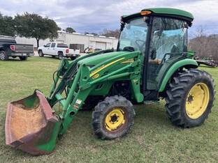 2011 John Deere 4720