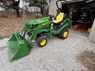 2023 John Deere 1025R
