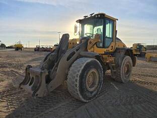 2021 Volvo L90H