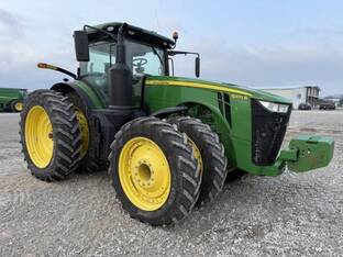 2019 John Deere 8370R