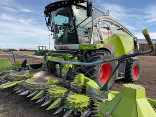 2022 Claas 990