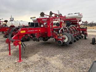 2012 Massey-Ferguson 8800