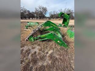 2022 John Deere 520M