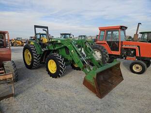 2012 John Deere 6115D
