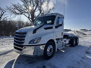 2026 Freightliner CASCADIA 126