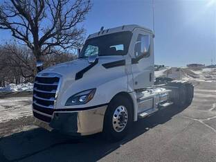 2026 Freightliner CASCADIA 126