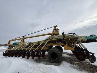 2021 Bazooka Farmstar TITAN 2