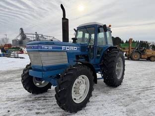 1984 Ford TW-35