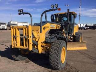 2018 John Deere 772GP