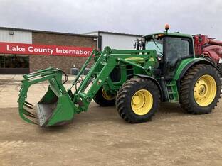 2011 John Deere 7330