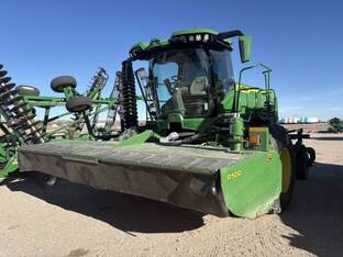 2024 John Deere W235R