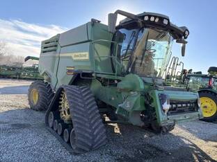 2025 John Deere X9 1000