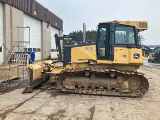 2011 John Deere 700J