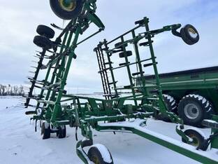 2020 John Deere 2430