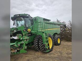 2022 John Deere S770