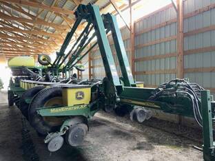 2013 John Deere 1770NT CCS