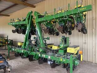 2024 John Deere 1725