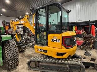 2022 JCB 35Z-1