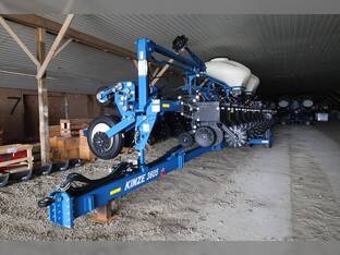 2026 Kinze 3605