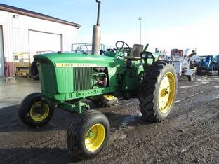 1969 John Deere 2520