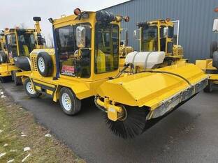 2025 Superior Broom SM74J