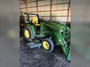 2022 John Deere 3033R
