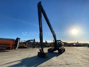 2024 John Deere 250 P