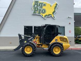 John Deere 204 G