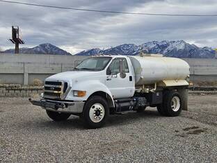 2012 Ford F750 SD