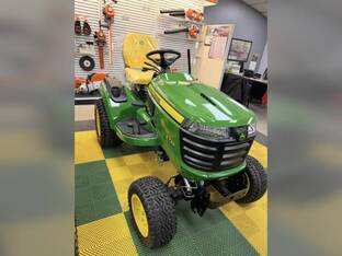 2026 John Deere X739