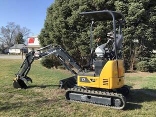 John Deere 17 P