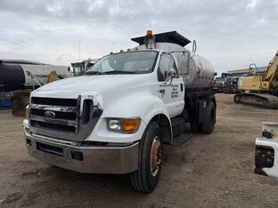 2008 Ford F750 SD