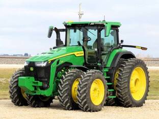 2025 John Deere 8R 370