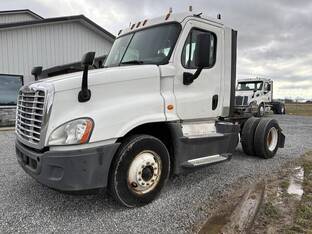 2016 Freightliner CASCADIA 125
