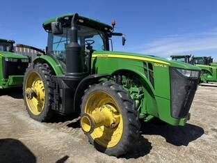 2017 John Deere 8295R