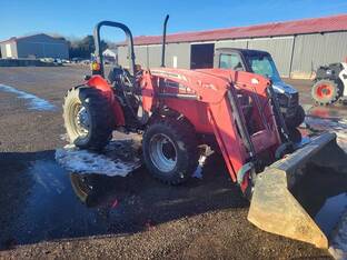 2009 Massey-Ferguson 2615