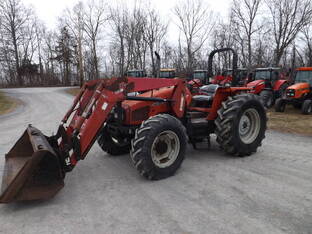2001 Massey-Ferguson 4235