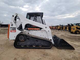 2005 Bobcat T300