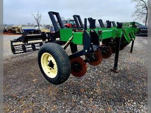 Unverferth ZONEBUILDER 130