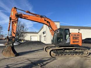 2014 Hitachi ZX225USRLC-5