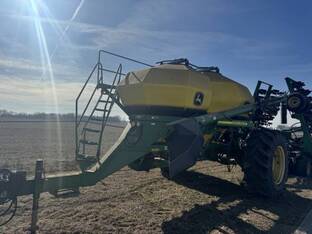 2003 John Deere 1890