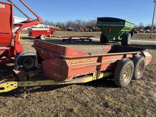 New Holland 679