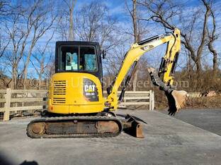 2015 Caterpillar 303.5E2 CR