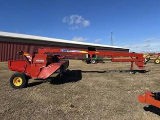 2012 New Holland H7450