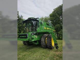 2025 John Deere S7 700