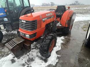 2001 Kubota M8200