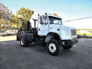 2004 Freightliner FL80