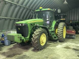 2002 John Deere 8320