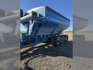 1998 Kinze 1040
