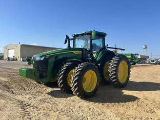 2024 John Deere 8R 250